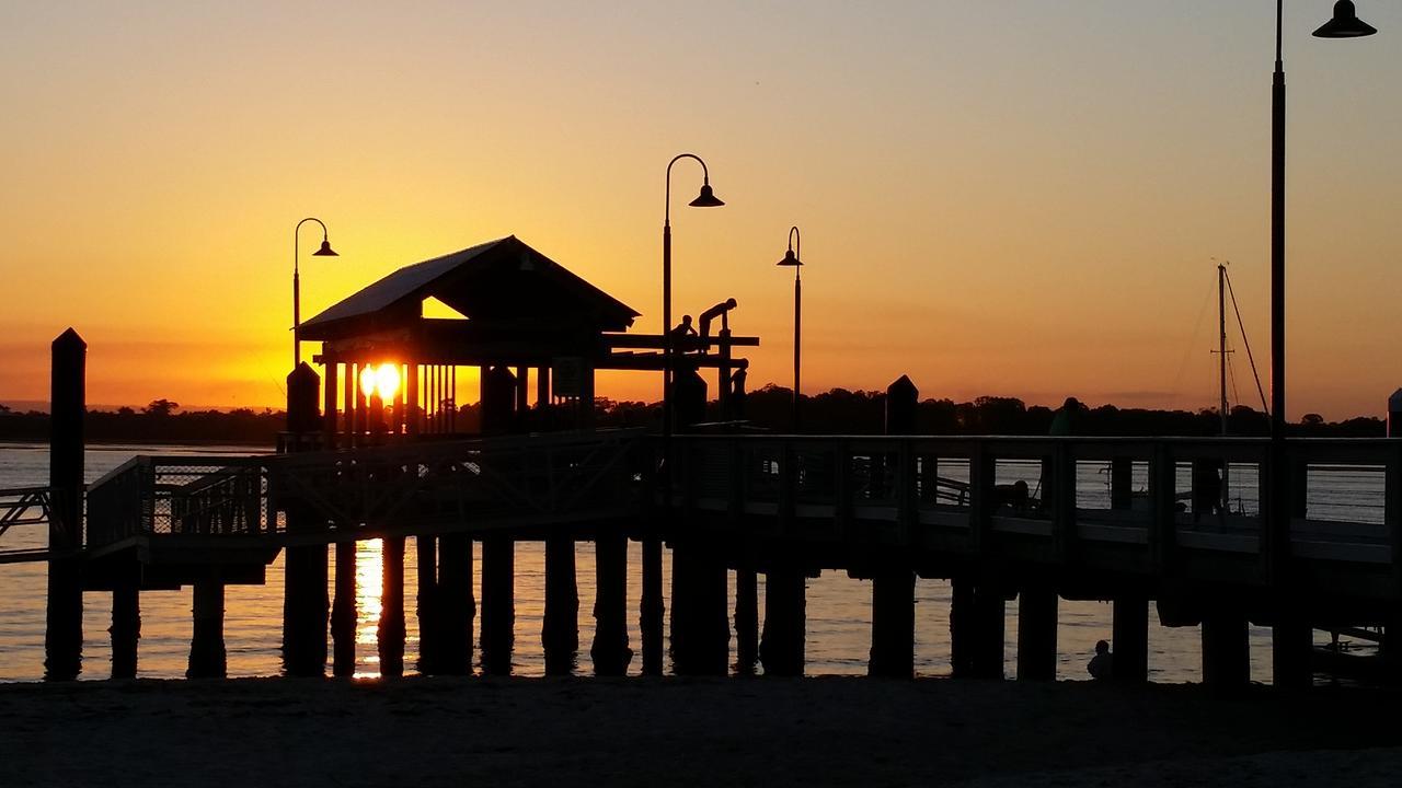 On The Bay Apartments Bongaree Luaran gambar